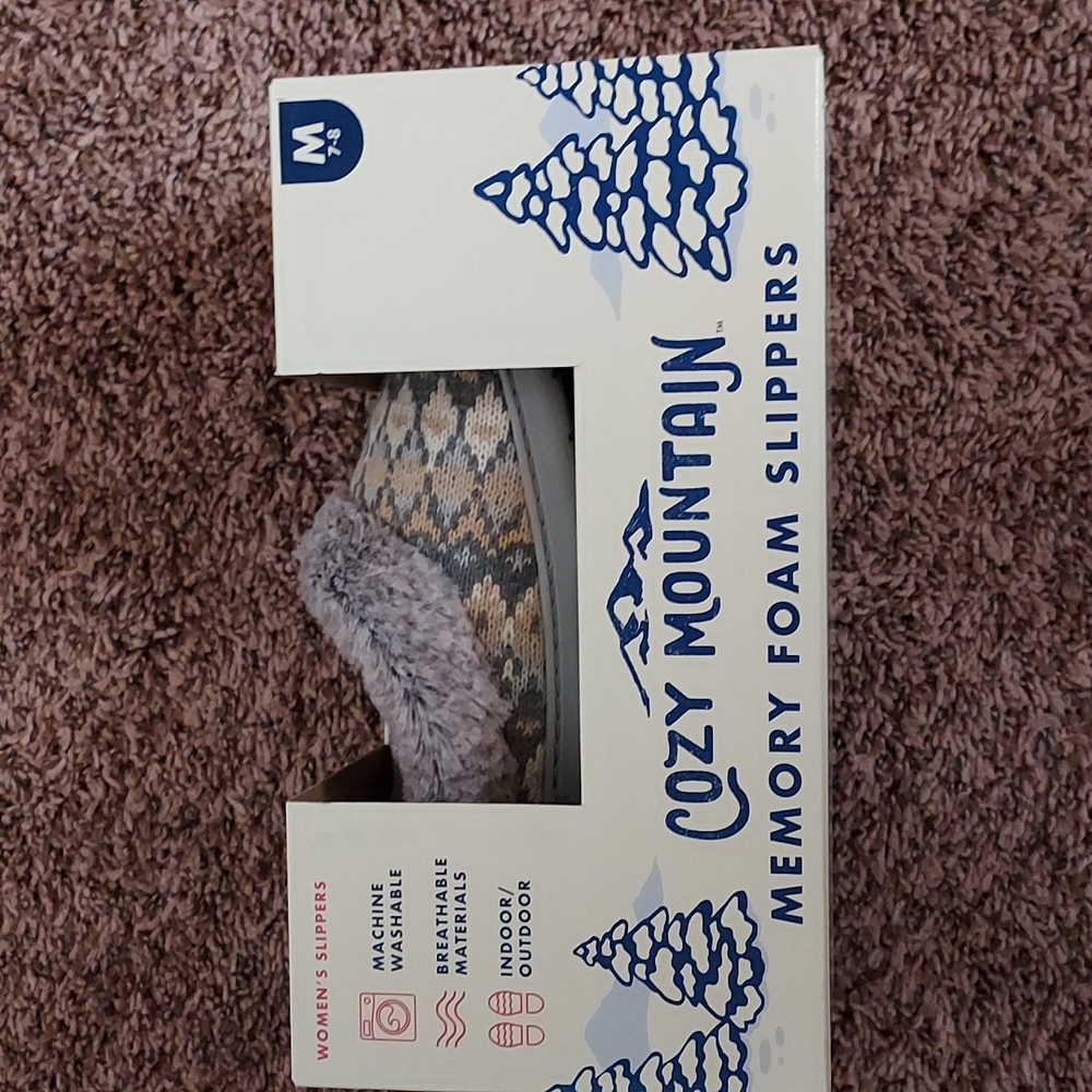 Memory foam indoor/outdoor slippers